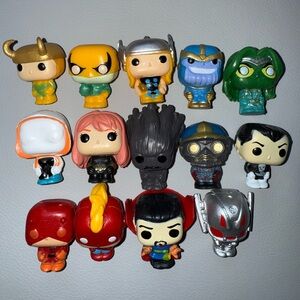 Marvel Characters Figures(14)